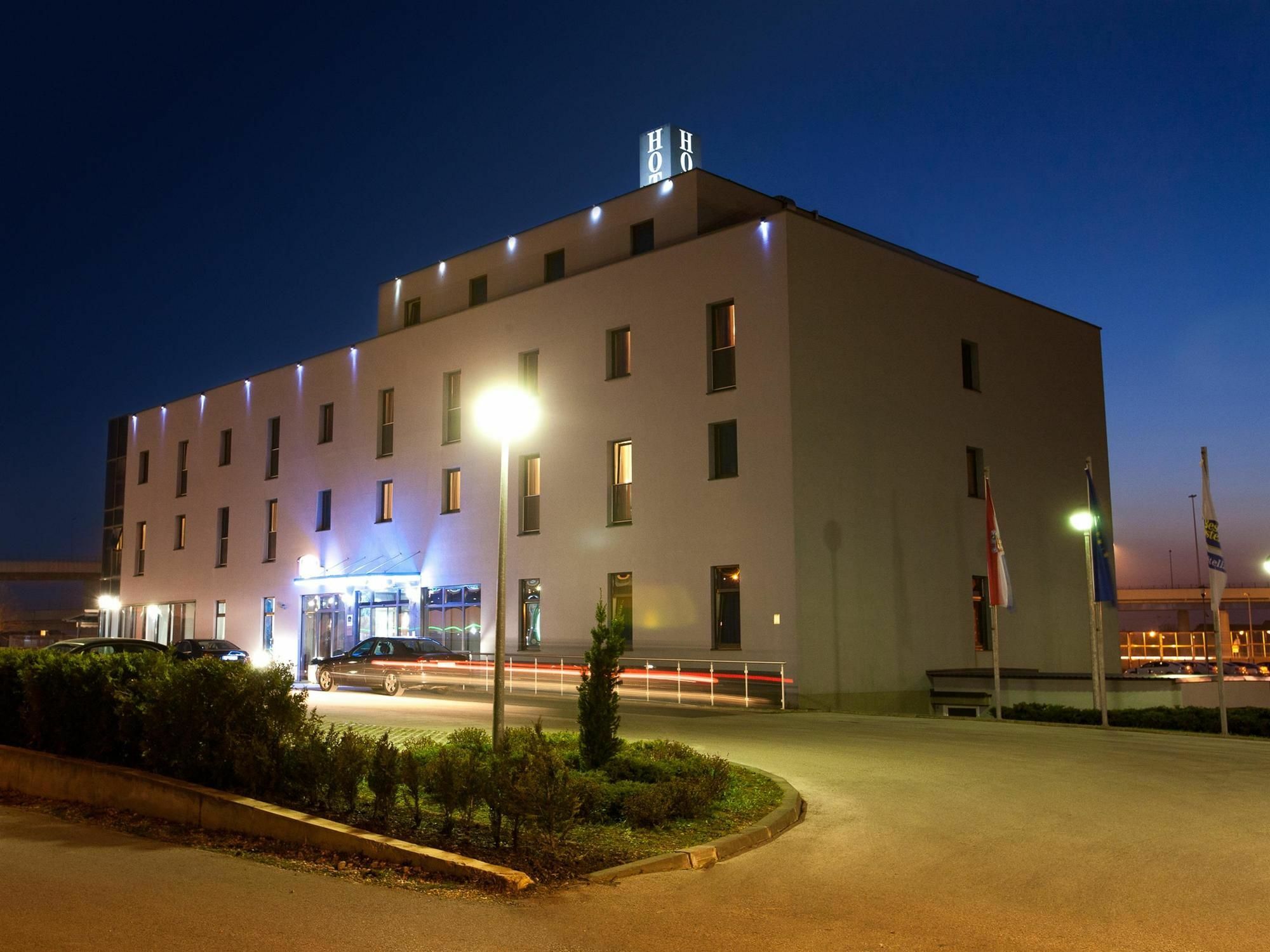 Best Western Airport Hotel Stella Zagreb Exterior foto